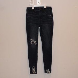 NWT American Eagle Skinny Jeans Size 6